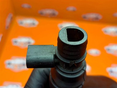 Трубка вентиляции картерных газов MERCEDES-BENZ Vito W639 (2003 - 2010) — Разборка Мерседес