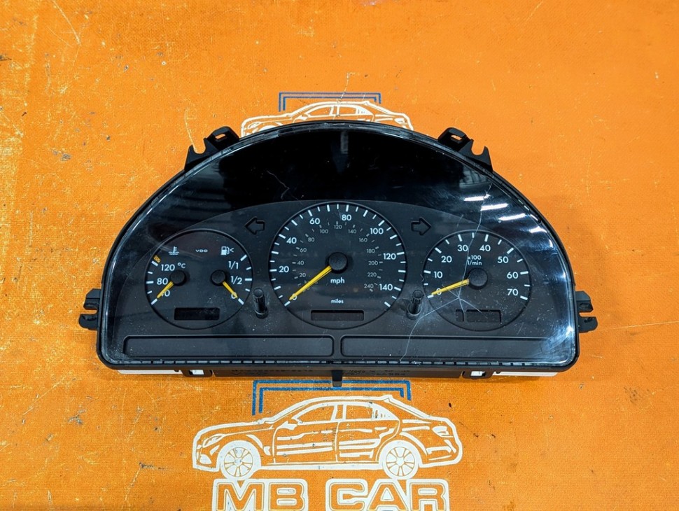 Щиток приборов MERCEDES-BENZ M-класс W163 рестайлинг (2001 - 2005) фото 1 — Разборка Мерседес