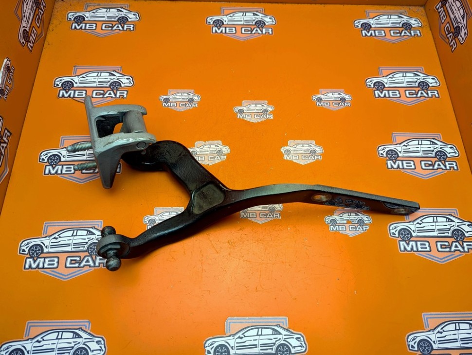 Петля крышки багажника MERCEDES-BENZ E-класс W211/S211 (2002 - 2006) фото 1 — Разборка Мерседес