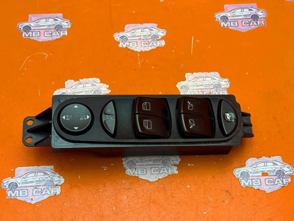 Блок кнопок стеклоподъемников MERCEDES-BENZ V-класс W639 (2003 - 2014) фото 1 &mdash; Разборка Мерседес