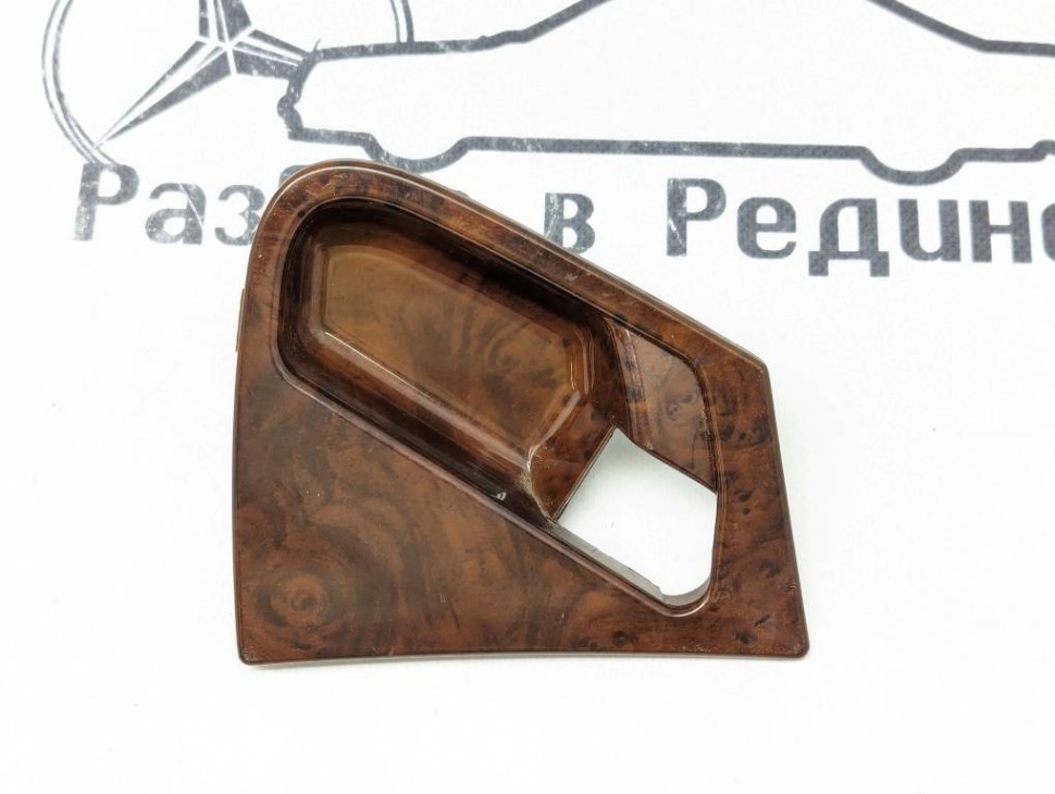 Накладка ручки двери MERCEDES-BENZ M-класс W163 (1997 - 2001) фото 1 — Разборка Мерседес