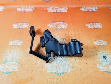 Бачок омывателя MERCEDES-BENZ GLC-класс X253 рестайлинг (2019 - 2025) &mdash; Разборка Мерседес