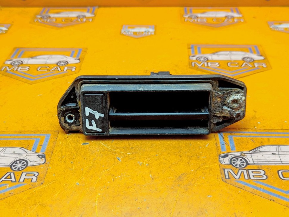 Ручка открытия багажника MERCEDES-BENZ C-класс W203/S203/CL203 рестайлинг (2004 - 2008) C 220 CDI 2.2 AT (150 л.с.) фото 1 &mdash; Разборка Мерседес