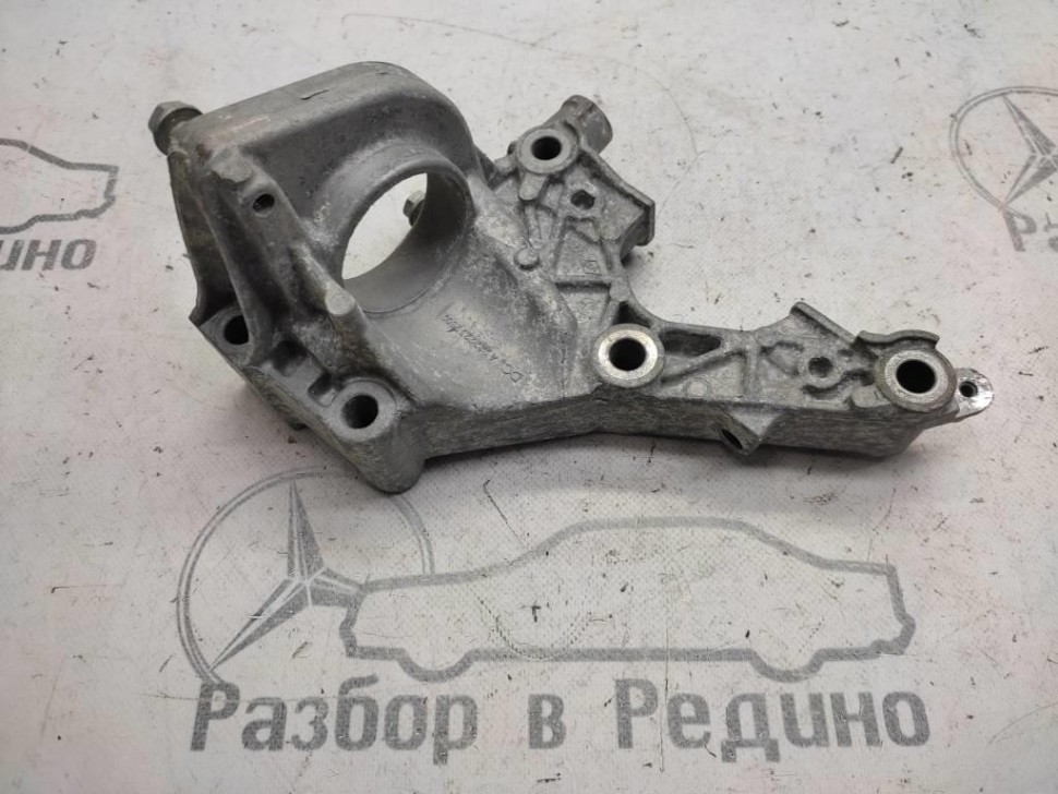 Кронштейн двигателя MERCEDES-BENZ CLA-класс C118/X118 (2019 - 2023) фото 1 — Разборка Мерседес