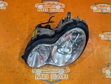 Фара левая MERCEDES-BENZ C-класс W203/S203/CL203 рестайлинг (2004 - 2008) — Разборка Мерседес