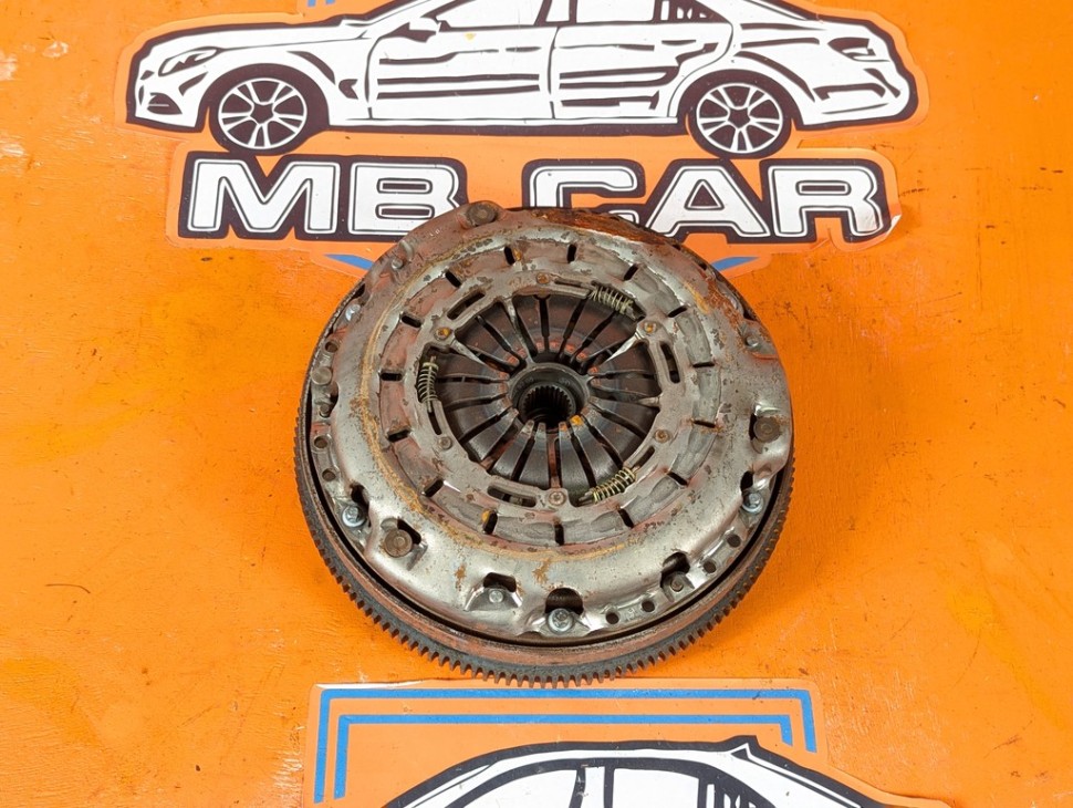 Маховик МКПП MERCEDES-BENZ Sprinter W901-905 (1995 - 2006) фото 1 &mdash; Разборка Мерседес