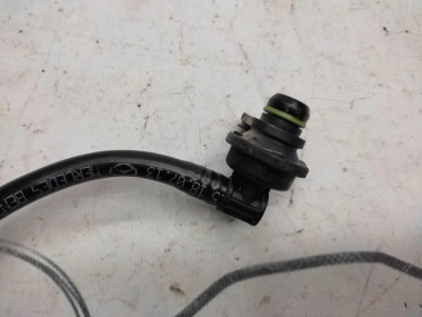 Трубка вентиляции MERCEDES-BENZ A-класс W176 (2012 - 2015) — Разборка Мерседес