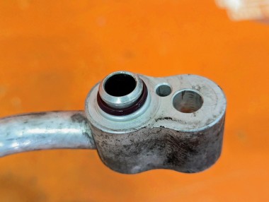 Трубка кондиционера MERCEDES-BENZ E-класс W211/S211 (2002 - 2006) — Разборка Мерседес