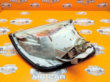 Поворотник правый MERCEDES-BENZ E-класс W124/S124/C124/A124 (1984 - 1997) — Разборка Мерседес