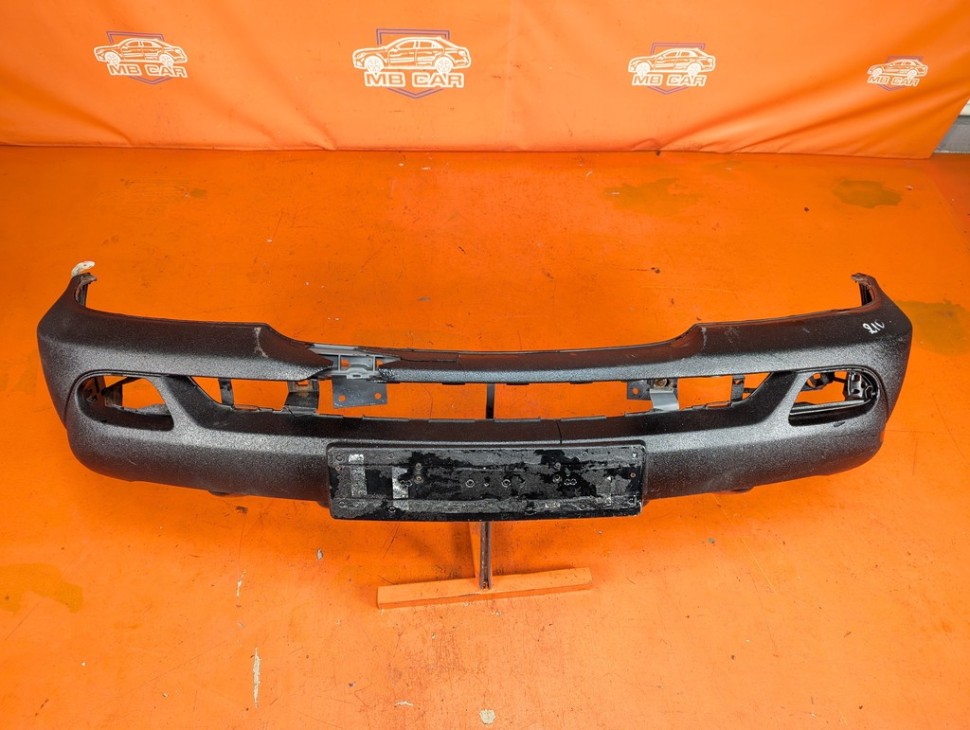Бампер передний MERCEDES-BENZ M-класс W163 рестайлинг (2001 - 2005) фото 1 &mdash; Разборка Мерседес