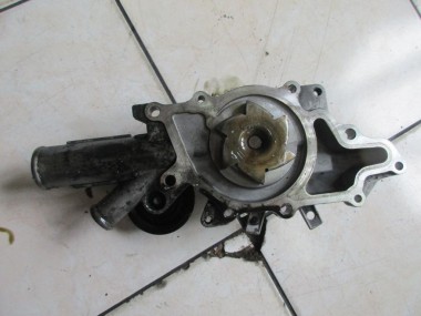 Помпа MERCEDES-BENZ M-класс W163 рестайлинг (2001 - 2005) — Разборка Мерседес