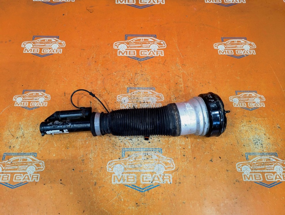 Пневмостойка передняя MERCEDES-BENZ S-класс W220 (1998 - 2005) фото 1 — Разборка Мерседес