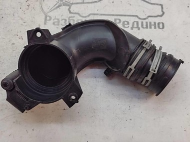 Патрубок впускного коллектора MERCEDES-BENZ E-класс W211/S211 (2002 - 2006) — Разборка Мерседес