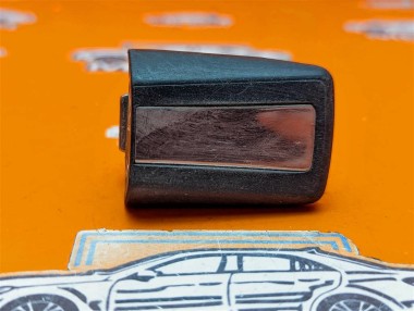 Крышка ручки двери MERCEDES-BENZ W124 W124/S124/C124/A124 (1984 - 1993) — Разборка Мерседес