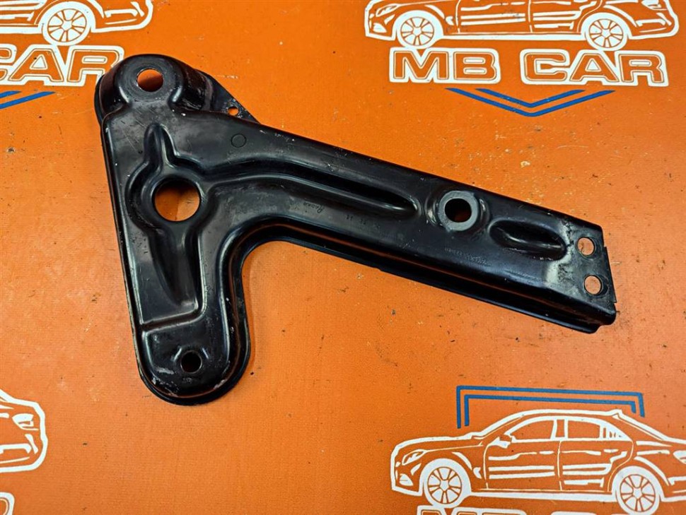 Кронштейн MERCEDES-BENZ GL-класс X166 (2012 - 2016) фото 1 — Разборка Мерседес