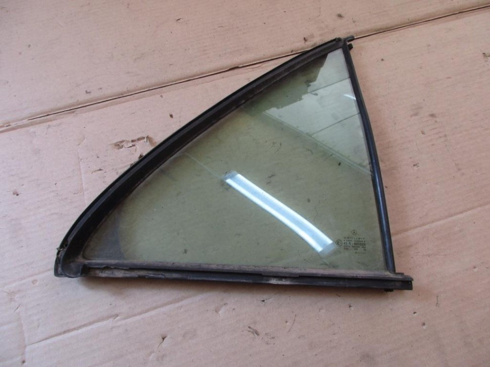 Стекло заднее правое MERCEDES-BENZ E-класс W210/S210 (1995 - 1999) фото 1 — Разборка Мерседес