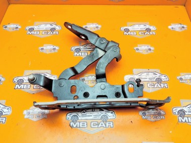 Петля капота MERCEDES-BENZ C-класс W204/S204 (2006 - 2011) — Разборка Мерседес