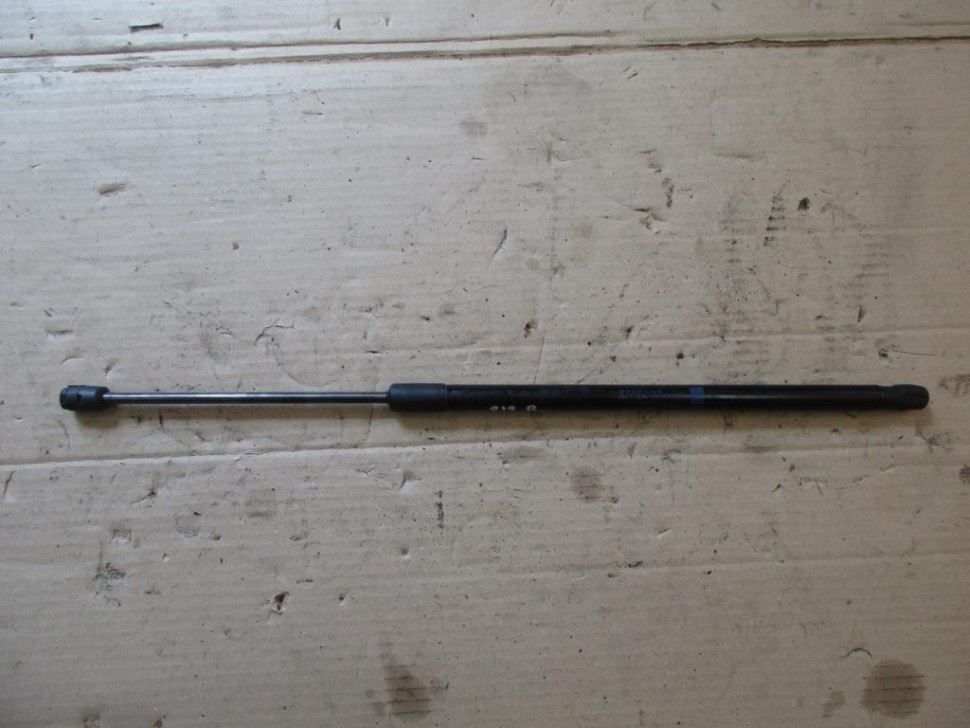 Амортизатор капота MERCEDES-BENZ E-класс W212/S212/C207/A207 рестайлинг (2013 - 2016) фото 1 — Разборка Мерседес