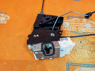 Замок двери передней правой MERCEDES-BENZ M-класс W164 рестайлинг (2008 - 2011) — Разборка Мерседес