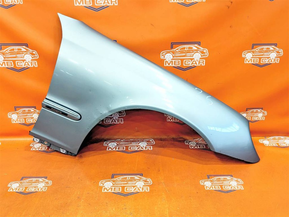 Крыло переднее правое MERCEDES-BENZ C-класс W203/S203/CL203 рестайлинг (2004 - 2008) фото 1 — Разборка Мерседес