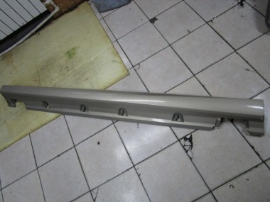 Порог пластиковый левый MERCEDES-BENZ M-класс W166 (2011 - 2015) — Разборка Мерседес