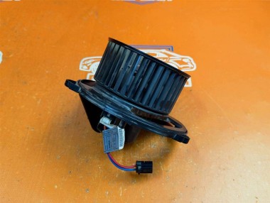 Моторчик печки MERCEDES-BENZ GL-класс X166 (2012 - 2016) — Разборка Мерседес