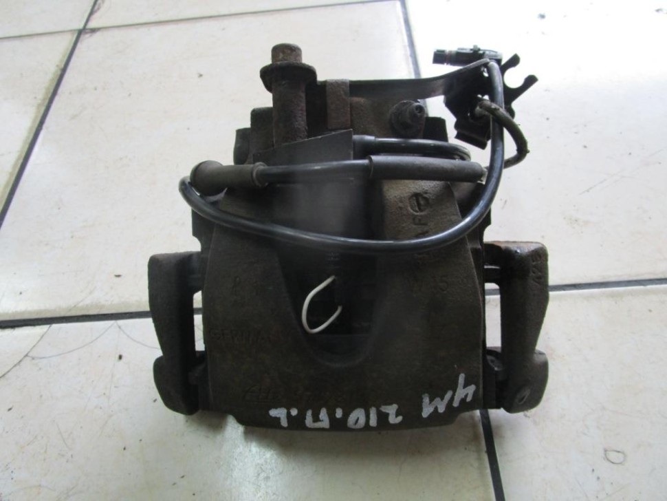 Суппорт передний левый MERCEDES-BENZ E-класс W210/S210 (1995 - 1999) фото 1 — Разборка Мерседес