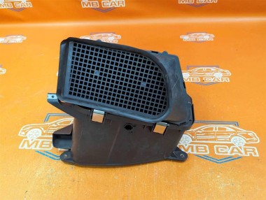 Воздухозаборник MERCEDES-BENZ R-класс W251 (2005 - 2007) — Разборка Мерседес