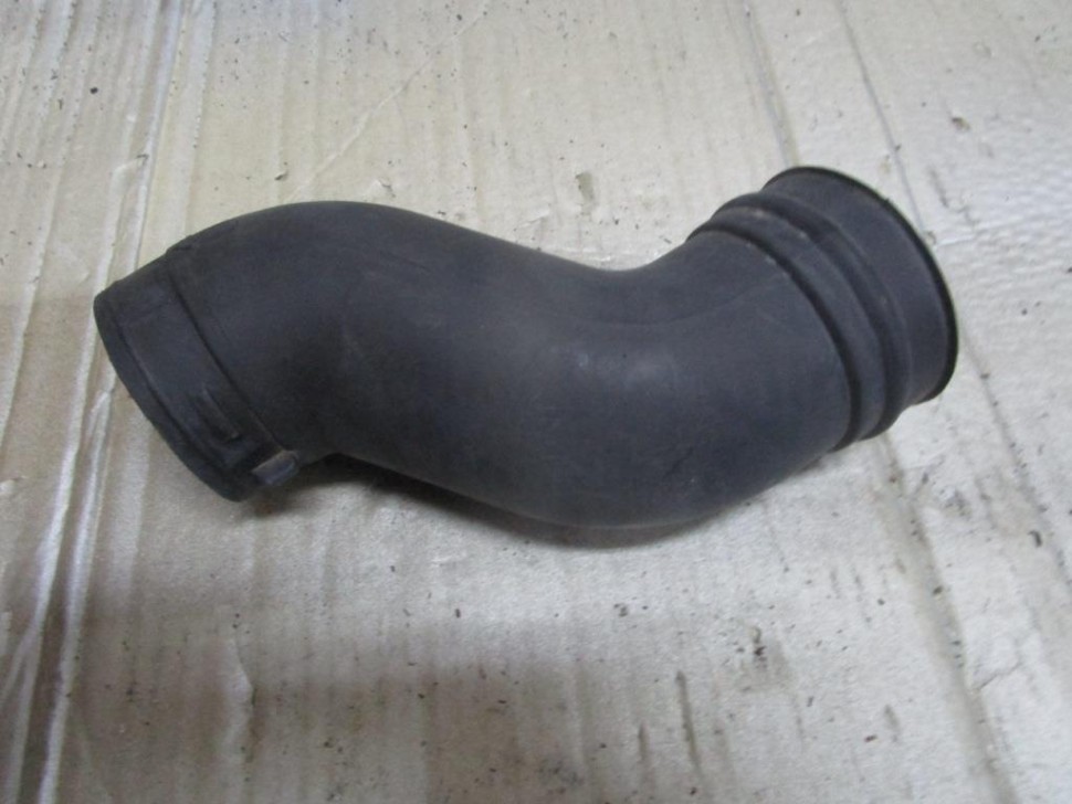 Патрубок воздушный MERCEDES-BENZ M-класс W164 (2005 - 2008) фото 1 — Разборка Мерседес