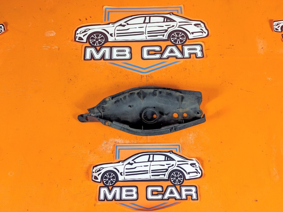Кожух заднего рычага (лодки) MERCEDES-BENZ E-класс W124/S124/C124/A124 (1984 - 1997) фото 1 &mdash; Разборка Мерседес
