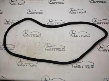 Уплотнитель крышки багажника MERCEDES-BENZ C-класс W205/S205/C205/A205 рестайлинг (2018 - 2023) — Разборка Мерседес