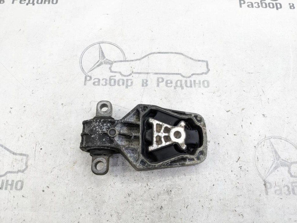 Опора двигателя задняя MERCEDES-BENZ A-класс W176 (2012 - 2015) фото 1 &mdash; Разборка Мерседес