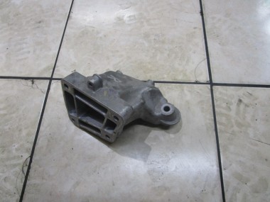 Лапа правая MERCEDES-BENZ M-класс W166 (2011 - 2015) — Разборка Мерседес