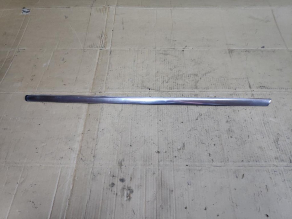 Молдинг заднего стекла MERCEDES-BENZ E-класс W212/S212/C207/A207 рестайлинг (2013 - 2016) фото 1 — Разборка Мерседес