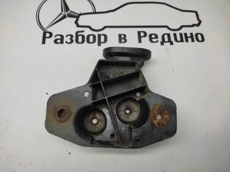 Кронштейн крепления бампера MERCEDES-BENZ M-класс W164 рестайлинг (2008 - 2011) фото 1 — Разборка Мерседес