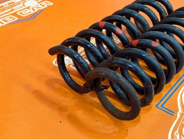 Пружина задняя MERCEDES-BENZ CLK-класс C208/W208 рестайлинг (1999 - 2003) — Разборка Мерседес