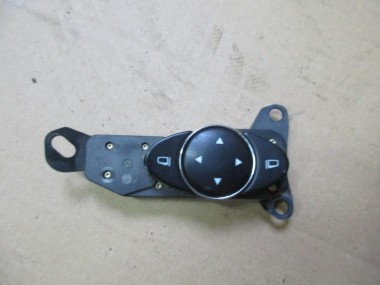 Кнопка регулировки зеркал MERCEDES-BENZ E-класс W211/S211 (2002 - 2006) — Разборка Мерседес