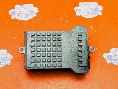 Реле моторчика печки MERCEDES-BENZ S-класс W220 (1998 - 2005) &mdash; Разборка Мерседес