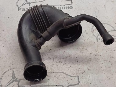 Патрубок воздушный MERCEDES-BENZ C-класс W203/S203/CL203 (2000 - 2004) — Разборка Мерседес