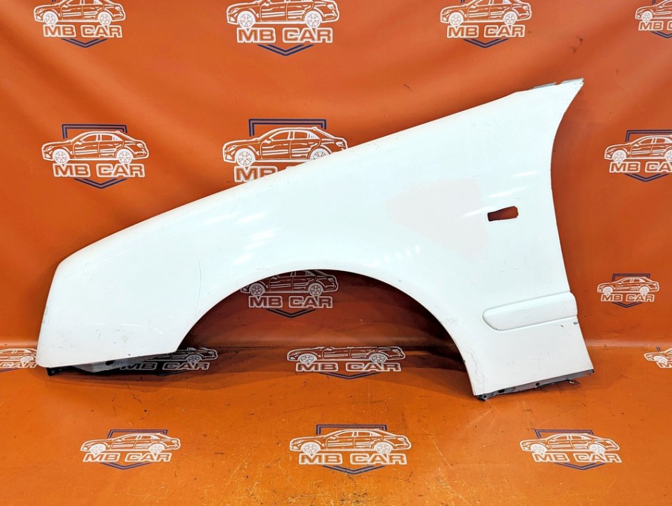 Крыло переднее левое MERCEDES-BENZ CLK-класс C208/A208 (1997 - 2000) фото 1 — Разборка Мерседес