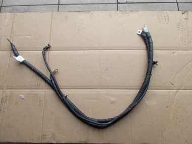 Провод плюсовой MERCEDES-BENZ C-класс W205/S205/C205/A205 (2014 - 2018) — Разборка Мерседес