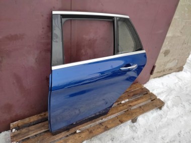 Дверь задняя левая MERCEDES-BENZ C-класс W205/S205/C205/A205 (2014 - 2018) — Разборка Мерседес