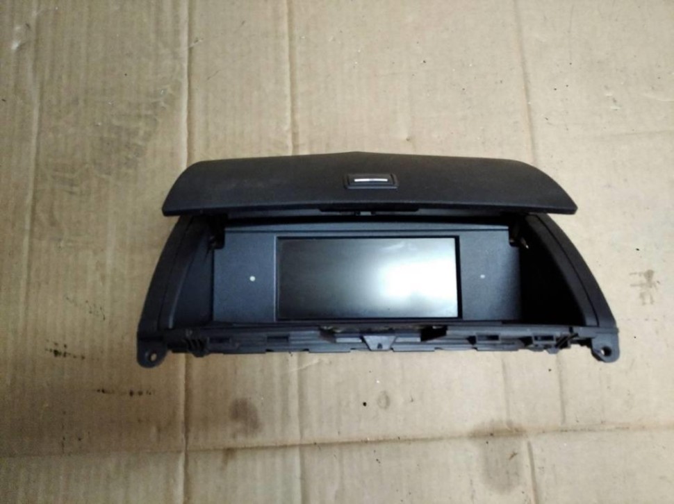 Монитор MERCEDES-BENZ C-класс W204/S204 (2006 - 2011) фото 1 — Разборка Мерседес