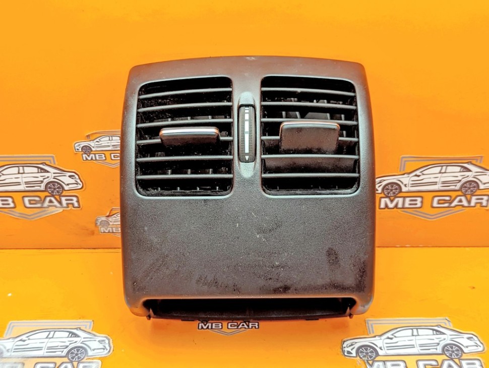 Воздуховод MERCEDES-BENZ C-класс W204/S204/С204 рестайлинг (2011 - 2015) фото 1 &mdash; Разборка Мерседес