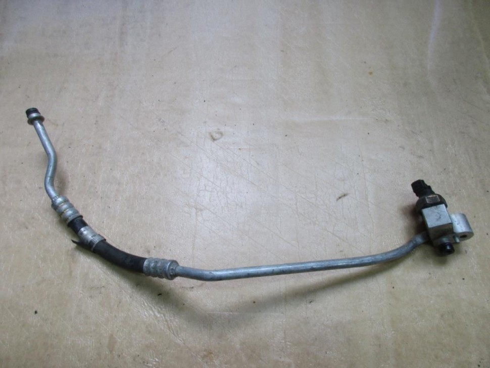 Трубка кондиционера MERCEDES-BENZ S-класс W220 (1998 - 2005) фото 1 — Разборка Мерседес