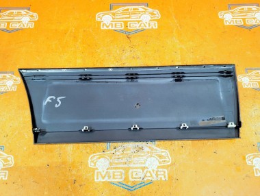 Молдинг двери MERCEDES-BENZ E-класс W124/S124/C124/A124 (1984 - 1997) — Разборка Мерседес