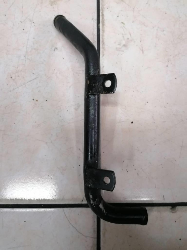 Трубка ОЖ MERCEDES-BENZ Sprinter W901-905 (1995 - 2006) фото 1 — Разборка Мерседес