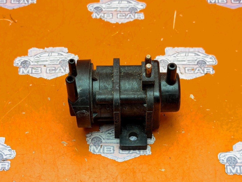 Клапан электромагнитный MERCEDES-BENZ E-класс W124/S124/C124/A124 (1984 - 1997) фото 1 — Разборка Мерседес