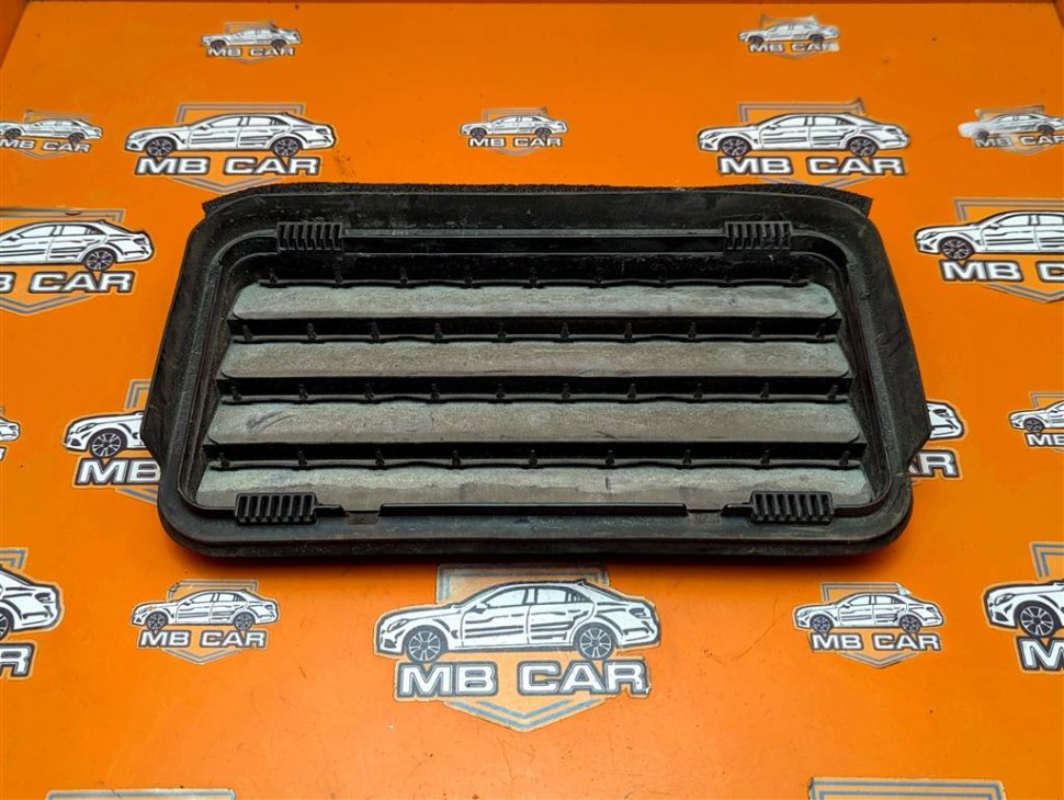 Решетка вентиляционная MERCEDES-BENZ X-класс I (2017 - 2020) фото 1 — Разборка Мерседес