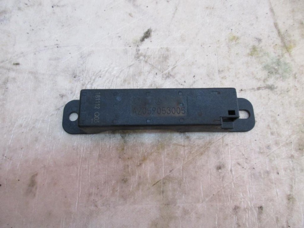 Антенна KEYLESS - GO MERCEDES-BENZ GLC-класс X253 (2015 - 2019) фото 1 — Разборка Мерседес